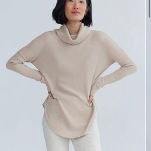 Aritzia Thermal Cowlneck in Dovetail Taupe
